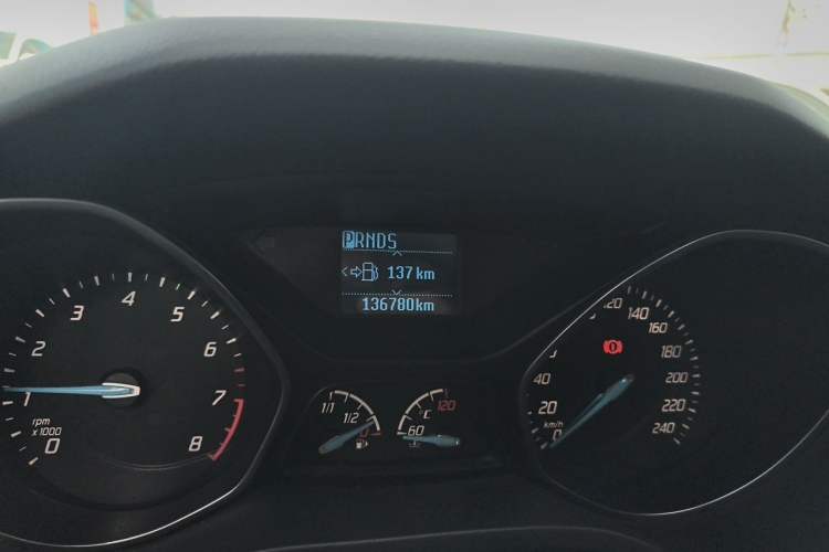 Used Ford Focus 2012 Sedan 1.6L Automatic Fashion Edition Odometer Close Up
