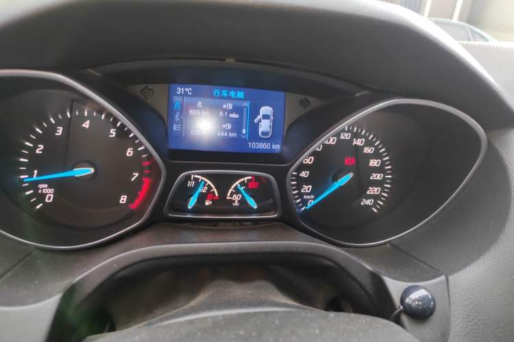 Used Ford Focus 2012 Hatchback 1.6L Manual Comfort Model Odometer Close Up