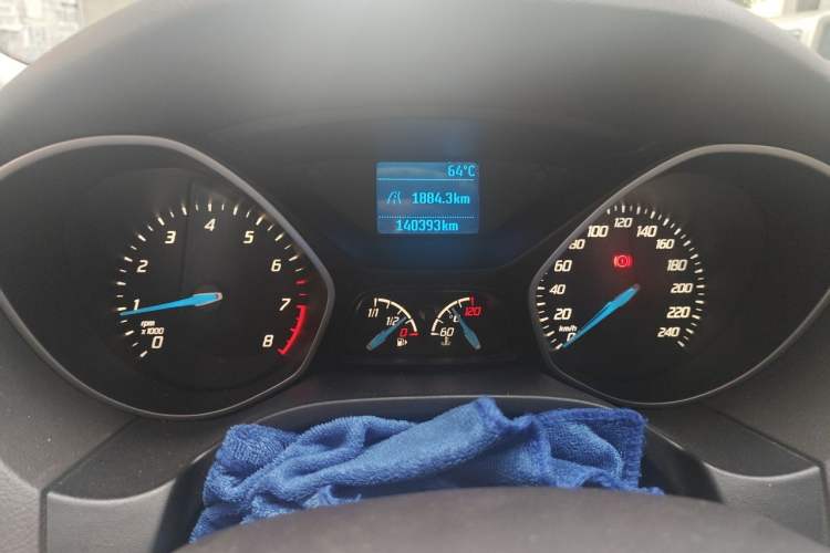 Used Ford Focus 2012 Sedan 1.6L Manual Comfort Model Odometer Close Up
