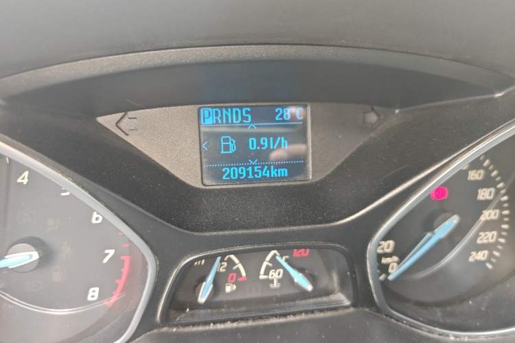 Used Ford Focus 2012 Hatchback 1.6L Automatic Fashion Edition Odometer Close Up