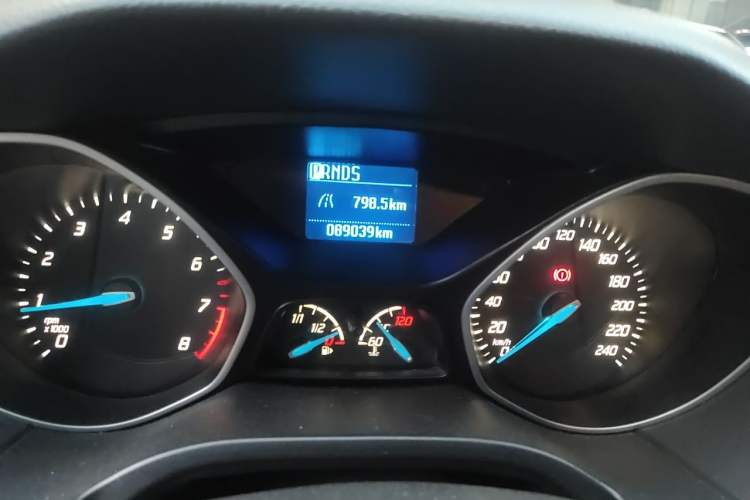 Used Ford Focus 2012 Hatchback 1.6L Automatic Comfort Model Odometer Close Up