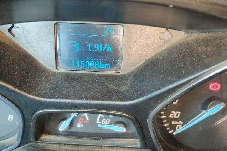 Used Ford Focus 2012 Sedan 1.6L Manual Fashion Edition Odometer Close Up