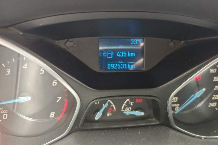 Used Ford Focus 2012 Sedan 1.6L Manual Fashion Edition Odometer Close Up