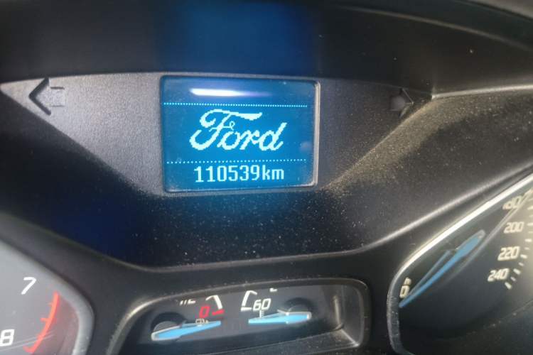 Used Ford Focus 2012 Sedan 1.6L Automatic Fashion Edition Odometer Close Up