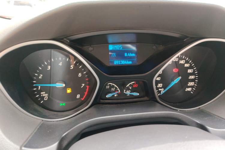 Used Ford Focus 2012 Sedan 1.6L Automatic Comfort Model Odometer Close Up