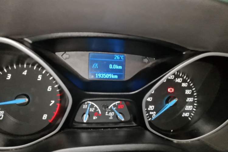 Used Ford Focus 2012 Sedan 1.6L Manual Comfort Model Odometer Close Up