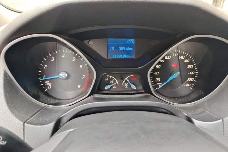 Used Ford Focus 2012 Hatchback 1.6L Manual Comfort Model Odometer Close Up