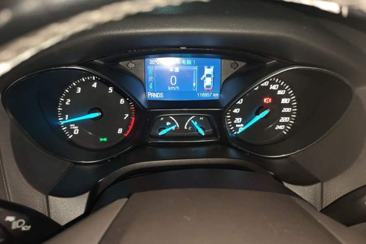 Used Ford Focus 2012 Sedan 1.6L Automatic Fashion Edition Odometer Close Up
