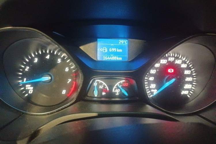 Used Ford Focus 2012 Hatchback 1.6L Manual Fashion Edition Odometer Close Up