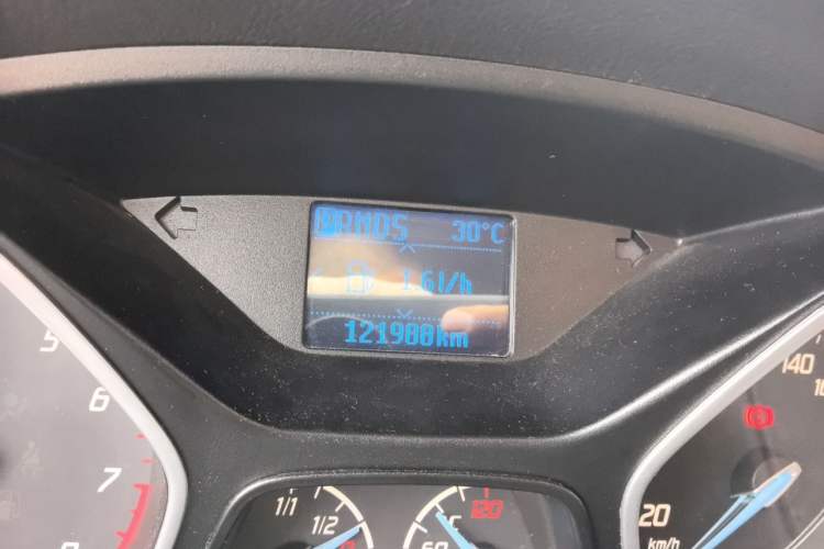 Used Ford Focus 2012 Hatchback 1.6L Automatic Fashion Edition Odometer Close Up