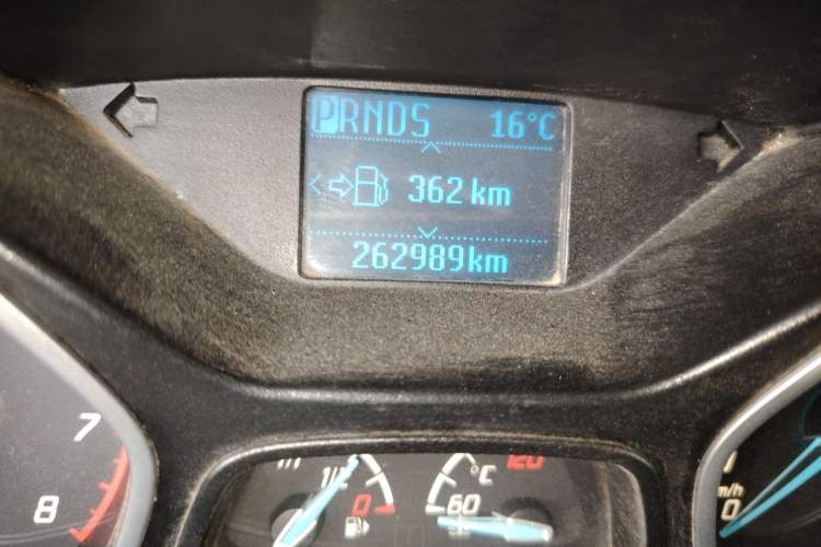 Used Ford Focus 2012 Sedan 1.6L Automatic Fashion Edition Odometer Close Up