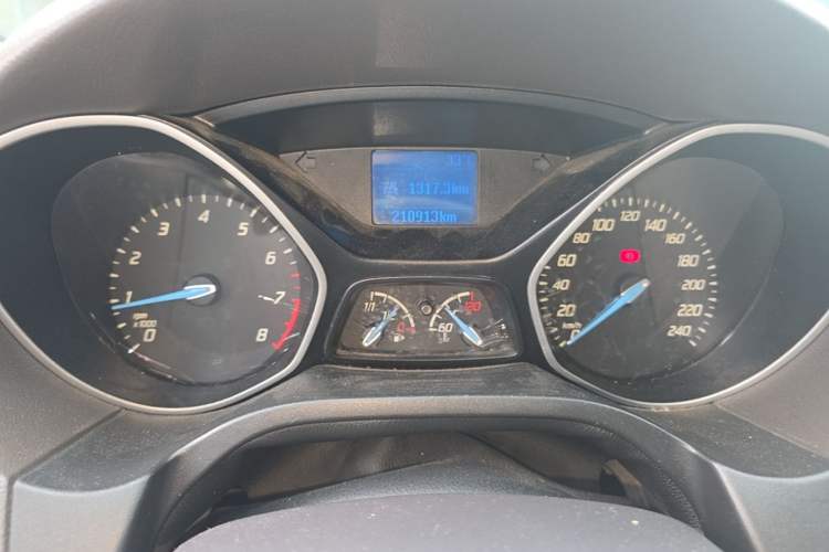 Used Ford Focus 2012 Sedan 1.6L Manual Comfort Model Odometer Close Up