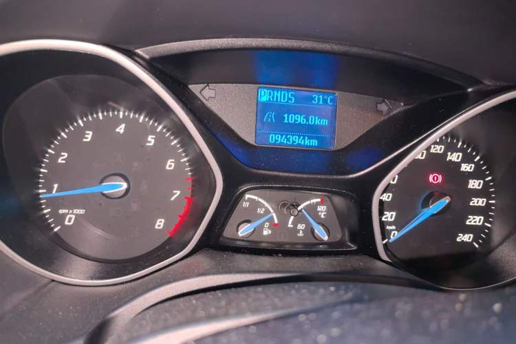 Used Ford Focus 2012 Hatchback 1.6L Automatic Comfort Model Odometer Close Up