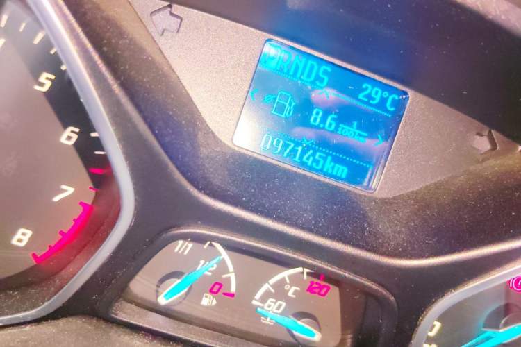 Used Ford Focus 2012 Hatchback 1.6L Automatic Fashion Edition Odometer Close Up