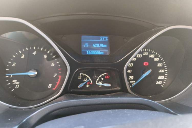 Used Ford Focus 2012 Sedan 1.6L Manual Comfort Model Odometer Close Up