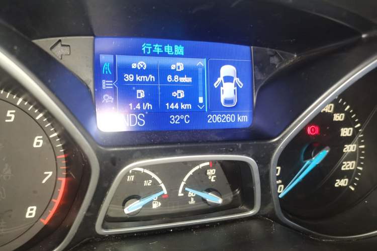 Used Ford Focus 2012 Hatchback 2.0L Automatic Luxury Sport Model Odometer Close Up