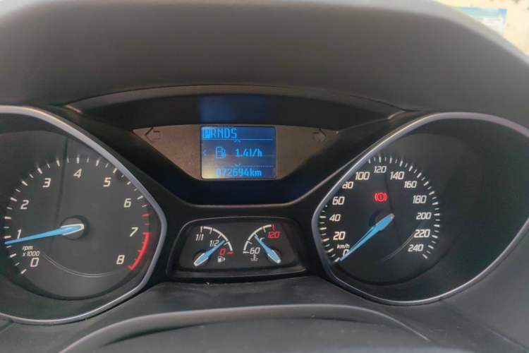 Used Ford Focus 2012 Hatchback 1.6L Automatic Fashion Edition Odometer Close Up