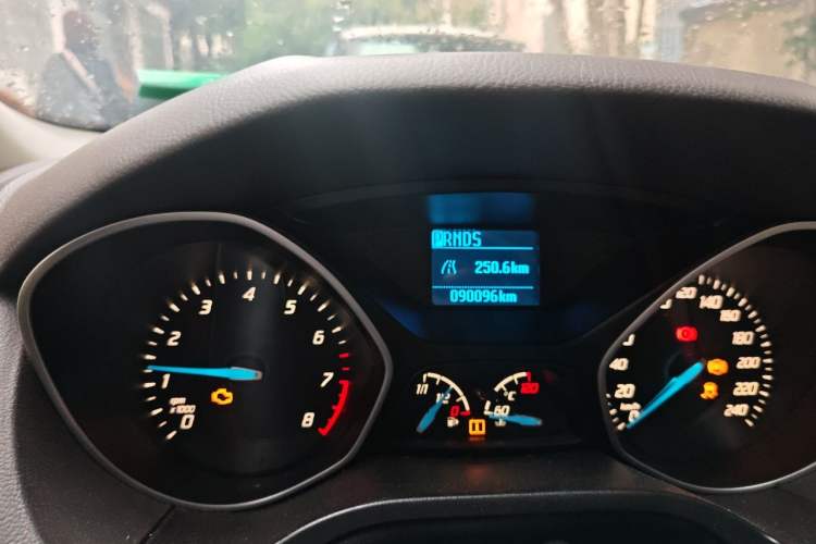 Used Ford Focus 2012 Sedan 1.6L Automatic Comfort Model Odometer Close Up