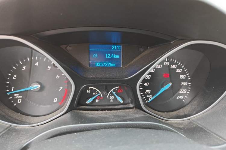 Used Ford Focus 2012 Hatchback 1.6L Manual Comfort Model Odometer Close Up