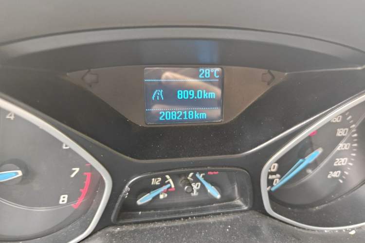 Used Ford Focus 2012 Sedan 1.6L Manual Comfort Model Odometer Close Up