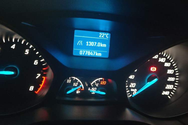 Used Ford Focus 2012 Sedan 1.6L Manual Comfort Model Odometer Close Up