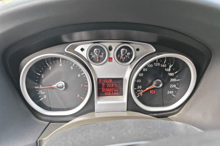 Used Ford Focus 2012 Hatchback Classic 1.8L Automatic Fashion Edition Odometer Close Up