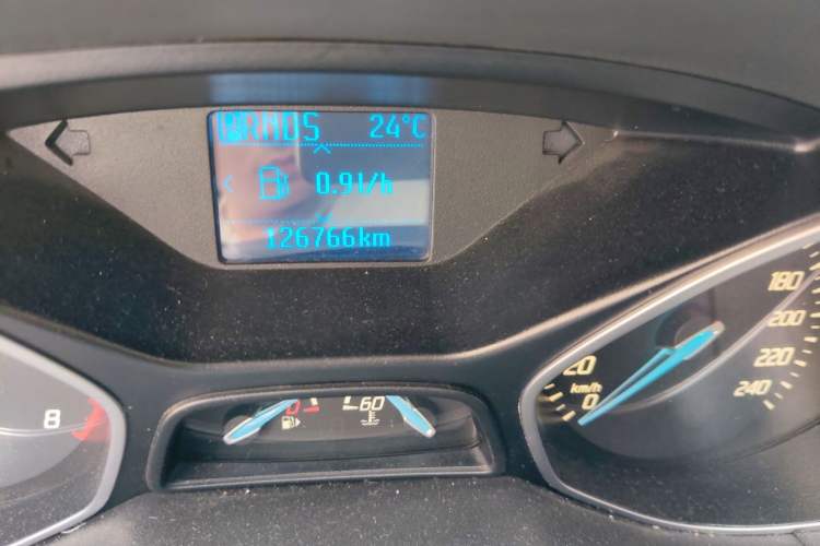 Used Ford Focus 2012 Hatchback 1.6L Automatic Fashion Edition Odometer Close Up