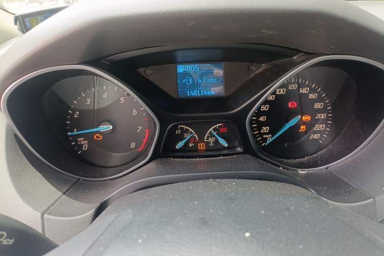 Used Ford Focus 2012 Hatchback 1.6L Automatic Fashion Edition Odometer Close Up