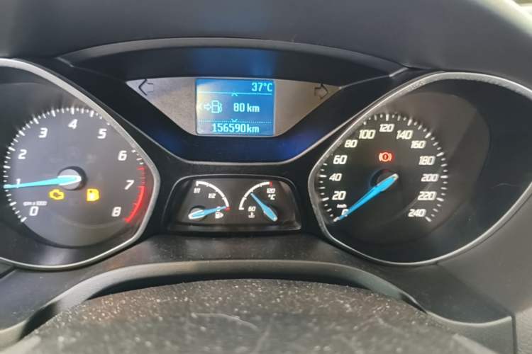 Used Ford Focus 2012 Sedan 1.6L Manual Fashion Edition Odometer Close Up