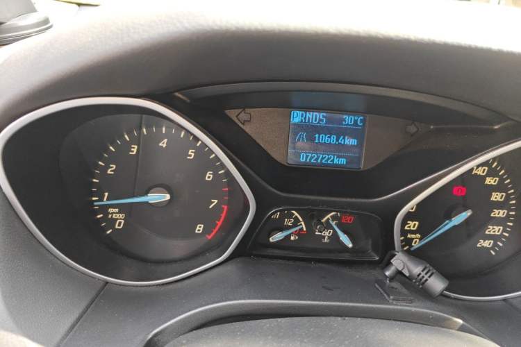 Used Ford Focus 2012 Hatchback 1.6L Automatic Comfort Model Odometer Close Up