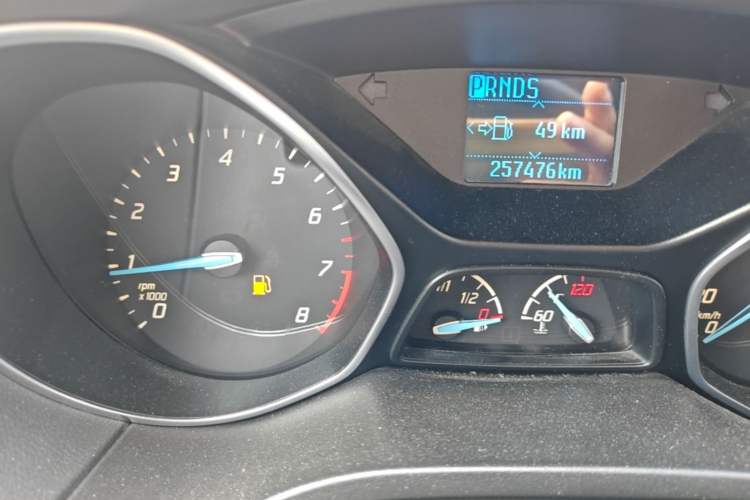 Used Ford Focus 2012 Hatchback 1.6L Automatic Fashion Edition Odometer Close Up