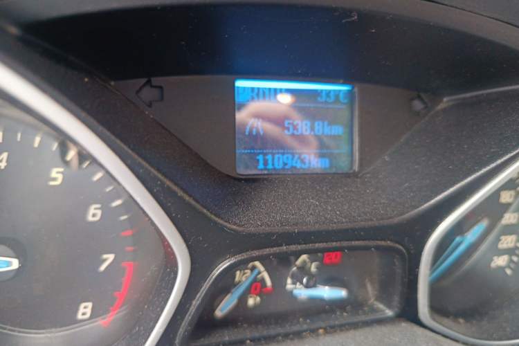 Used Ford Focus 2012 Sedan 1.6L Automatic Comfort Model Odometer Close Up