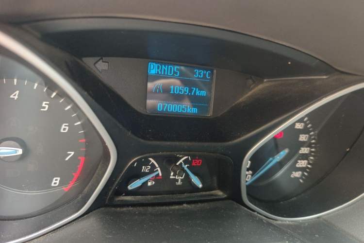Used Ford Focus 2012 Sedan 1.6L Automatic Comfort Model Odometer Close Up
