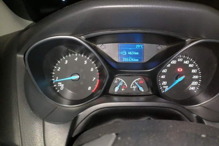 Used Ford Focus 2012 Sedan 1.6L Manual Fashion Edition Odometer Close Up