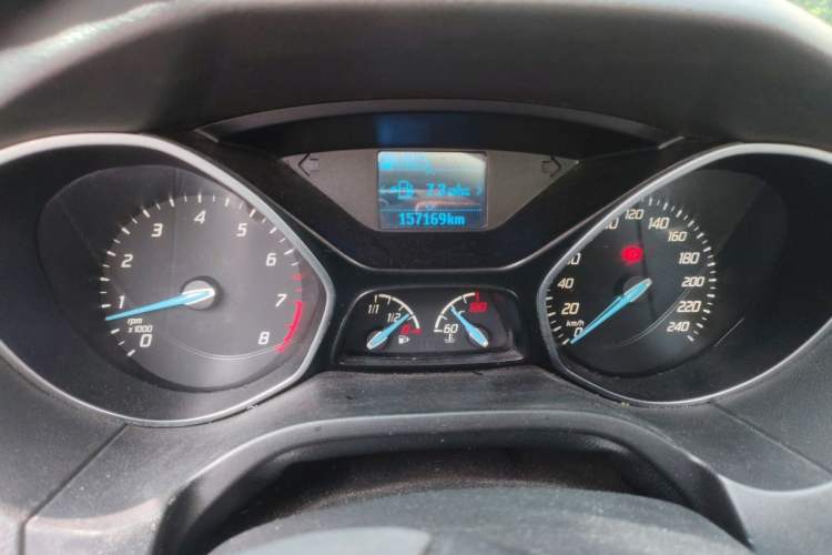 Used Ford Focus 2012 Hatchback 1.6L Automatic Fashion Edition Odometer Close Up