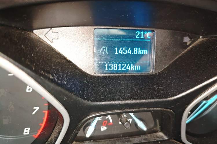 Used Ford Focus 2012 Sedan 1.6L Manual Comfort Model Odometer Close Up