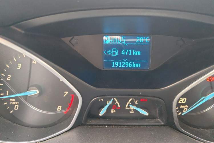 Used Ford Focus 2012 Sedan 1.6L Automatic Fashion Edition Odometer Close Up