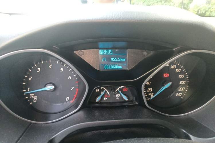 Used Ford Focus 2012 Hatchback 1.6L Automatic Comfort Model Odometer Close Up