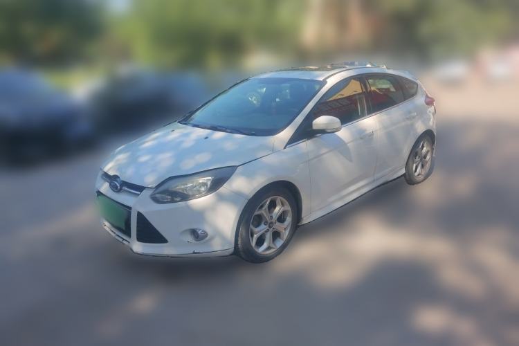 Used Ford Focus 2012 Hatchback 2.0L Automatic Luxury Sport Model Guazi used car, China used car export, Used car for sale, Used cars, Cheapest cars for sale