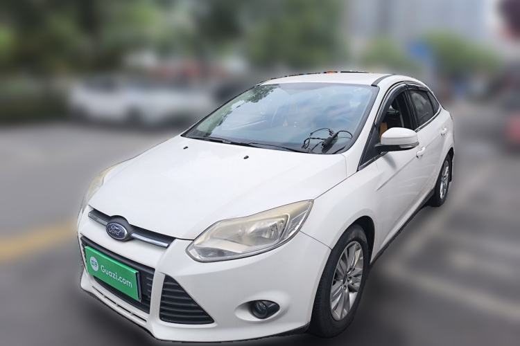 Used Ford Focus 2012 Sedan 1.6L Manual Comfort Model Guazi used car, China used car export, Used car for sale, Used cars, Cheapest cars for sale