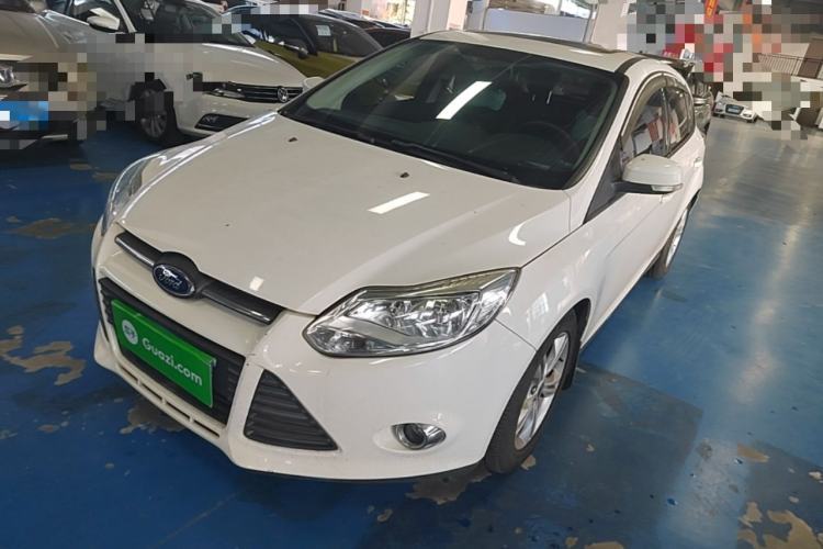 Used Ford Focus 2012 Hatchback 1.6L Automatic Fashion Edition Guazi used car, China used car export, Used car for sale, Used  cars, Cheapest cars for sale