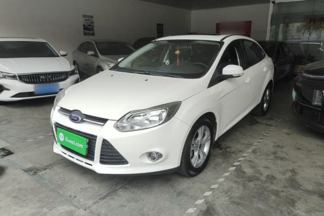 Used Ford Focus 2012 Sedan 1.6L Automatic Fashion Edition