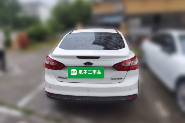 Used Ford Focus 2012 Sedan 1.6L Manual Fashion Edition Rear