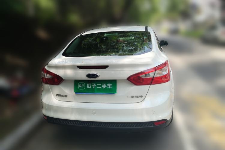 Used Ford Focus 2012 Sedan 1.6L Manual Fashion Edition Rear