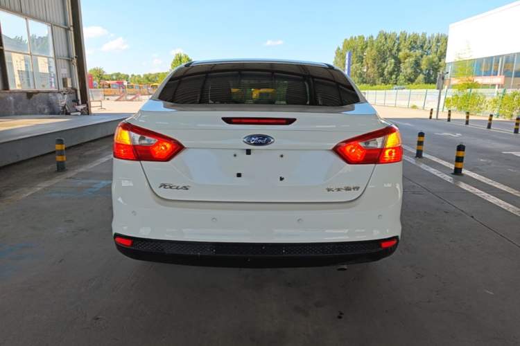 Used Ford Focus 2012 Sedan 1.6L Automatic Comfort Model Rear
