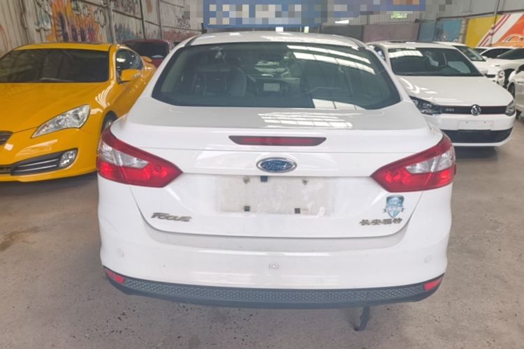 Used Ford Focus 2012 Sedan 1.6L Manual Fashion Edition Rear