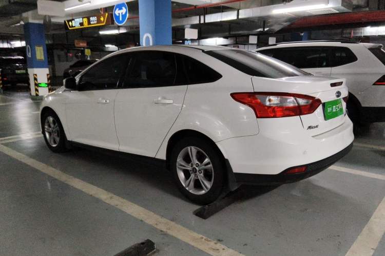 Used Ford Focus 2012 Sedan 1.6L Automatic Fashion Edition Rear Left 45 Deg