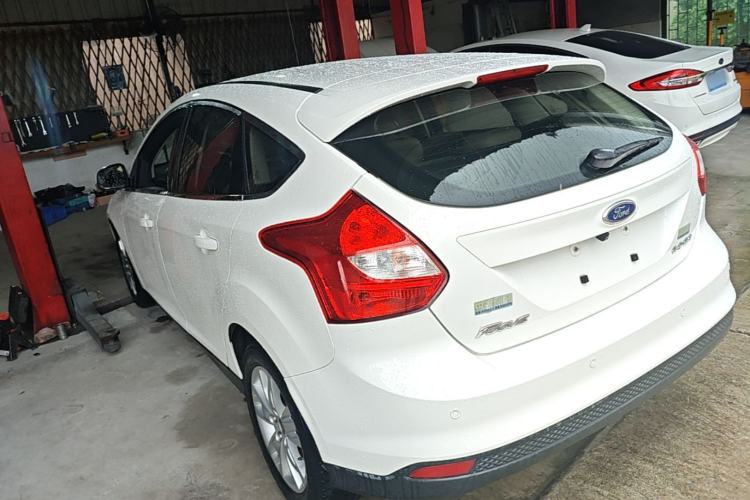 Used Ford Focus 2012 Hatchback 1.6L Automatic Comfort Model Rear Left 45 Deg