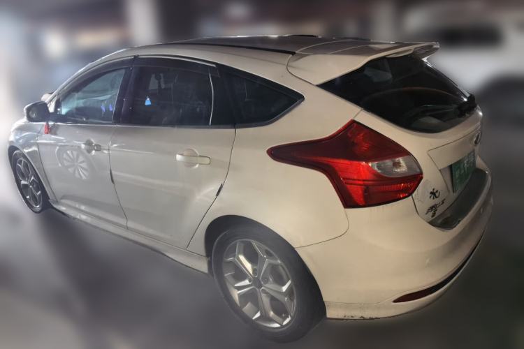 Used Ford Focus 2012 Hatchback 2.0L Automatic Luxury Sport Model Rear Left 45 Deg