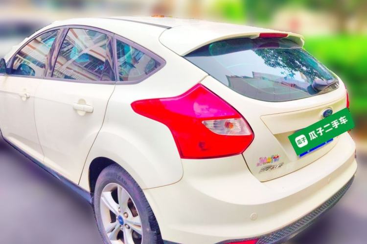 Used Ford Focus 2012 Hatchback 1.6L Automatic Fashion Edition Rear Left 45 Deg